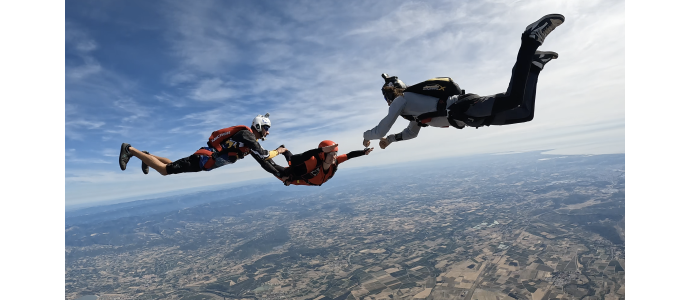 Où apprendre à sauter seul en parachute près de Toulouse ?