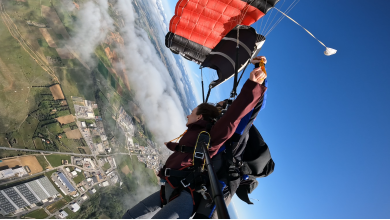 Quel est le prix d'un saut en parachute tandem près de Toulouse ?